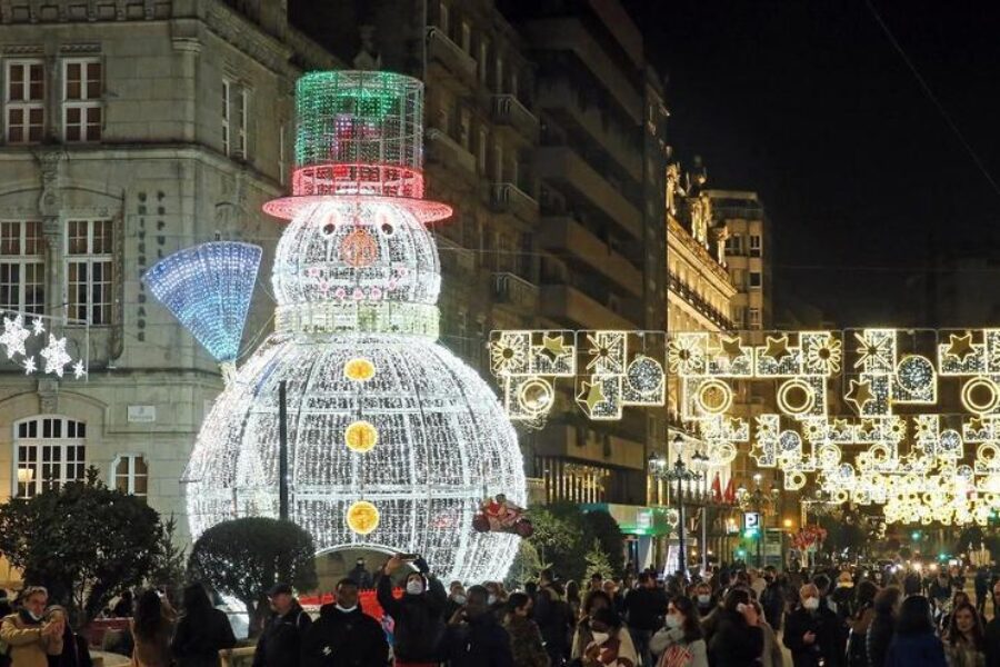 Caballero acepta la petición de los hosteleros: la Navidad de Vigo se alarga una semana